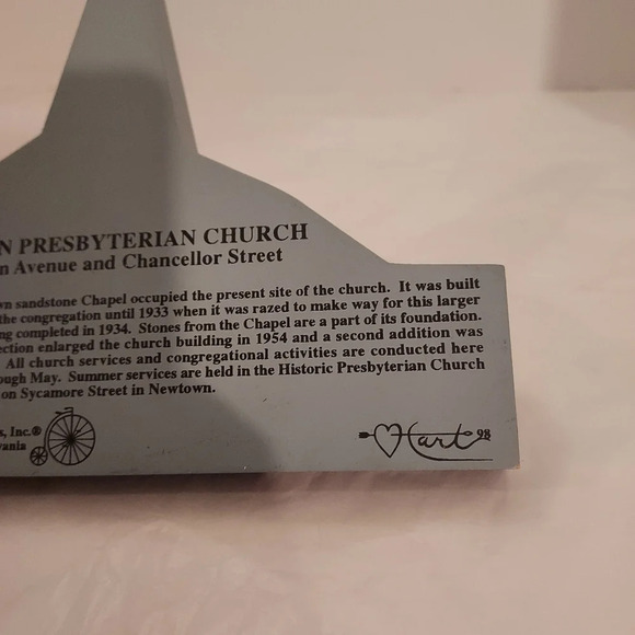 Vintage 1998 Hometowne Collectibles Newtown Presbyterian Church Shelf Sitter - Picture 7 of 9